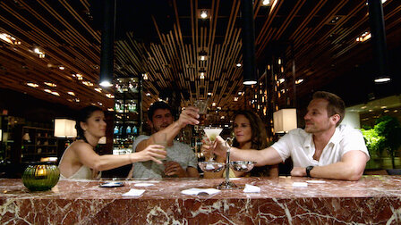 Veja Última noite no paraíso. Episódio 5 da Temporada 1.