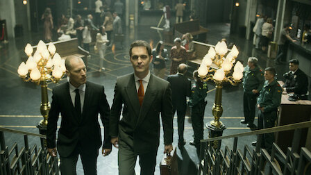 Veja Suspiros de Espanha. Episódio 4 da Temporada 4.